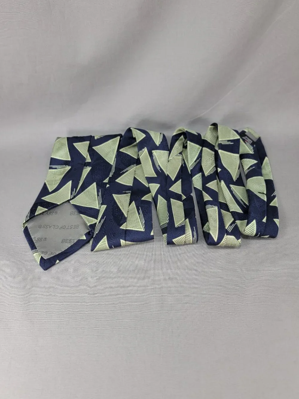 Vtg Robert Talbott Best of Class Silk Necktie Tie Mens Navy Green Geometric USA